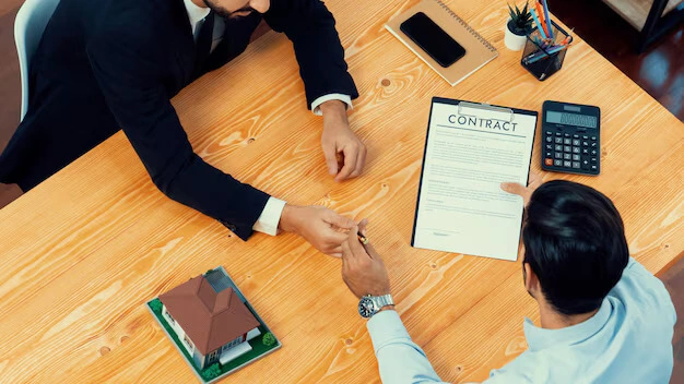 Moving Forward with Confidence with the Support of a Mediator Essex